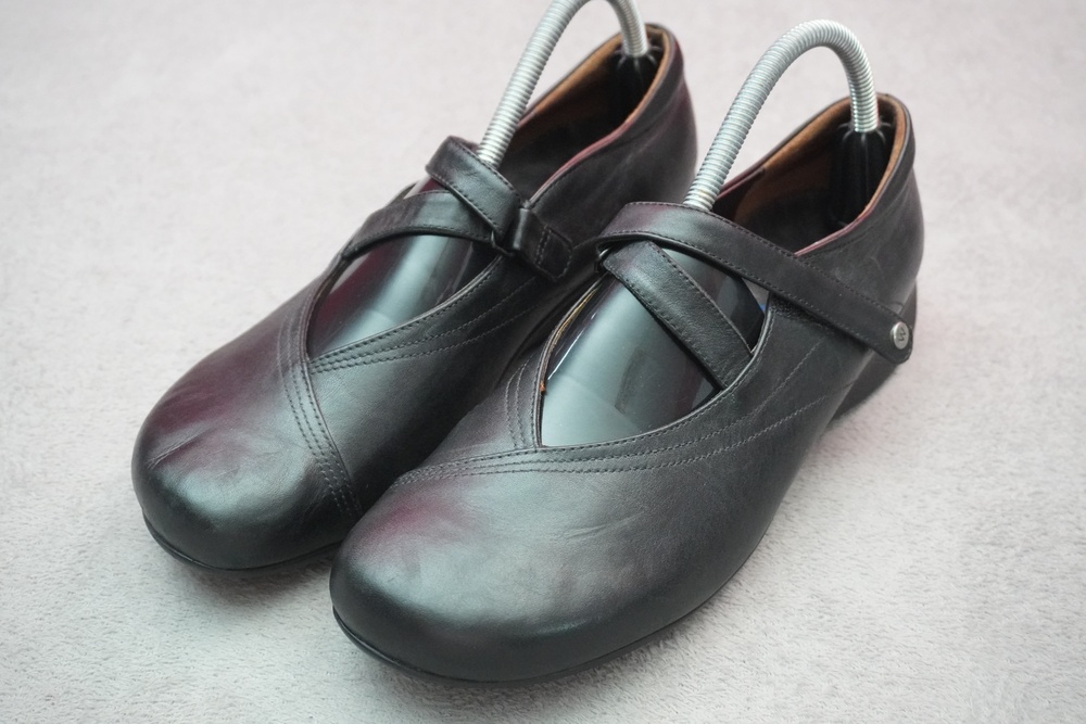 Wolky Shoes Womens Size 11 EU 42 Black Leather Mary Jane Comfort Walking Flats